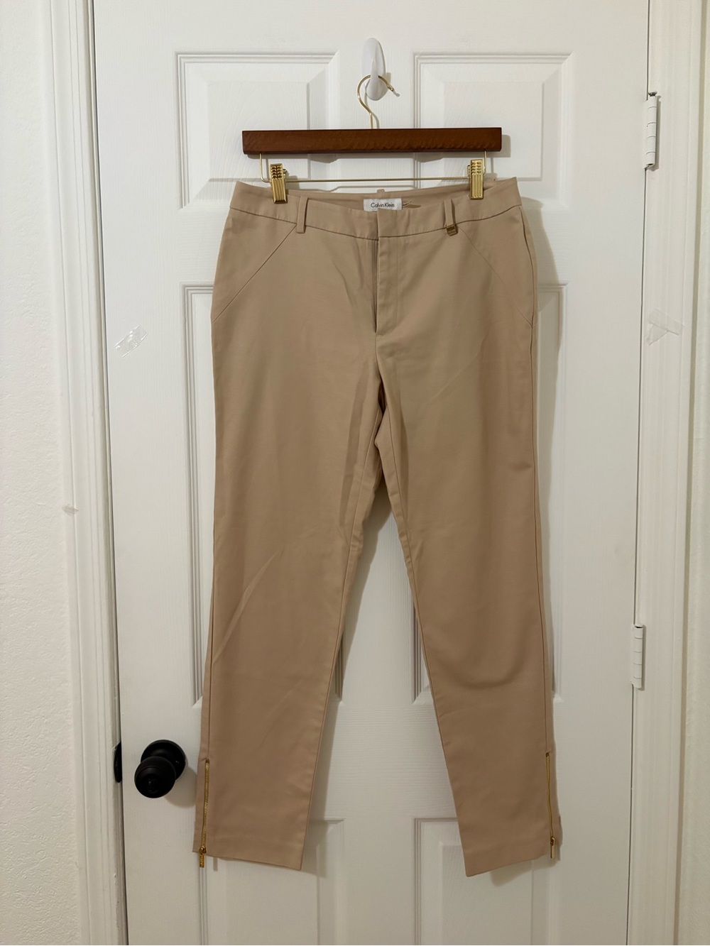 Women’s Calvin Klein Slim Ankle Chinos in Khaki Size 6